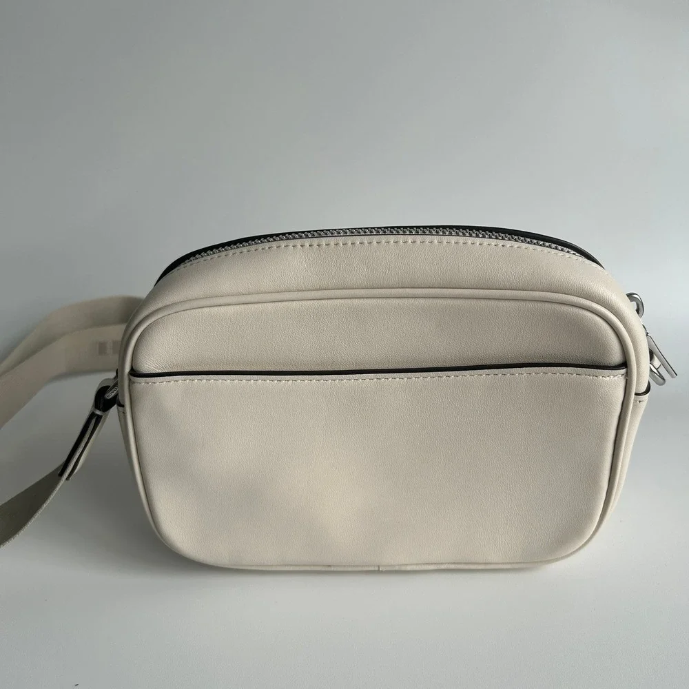 Coach Mini Jamie Chalk White Pebbled Leather Camera Bag Excellent